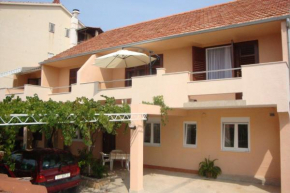  Apartments Pavlov  Тисно